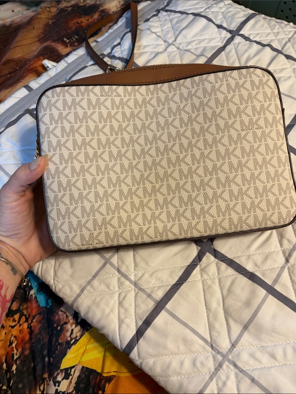 Michael Kors Signature Beige and Brown Crossbody with Gold Chain - Picture 3 of 3